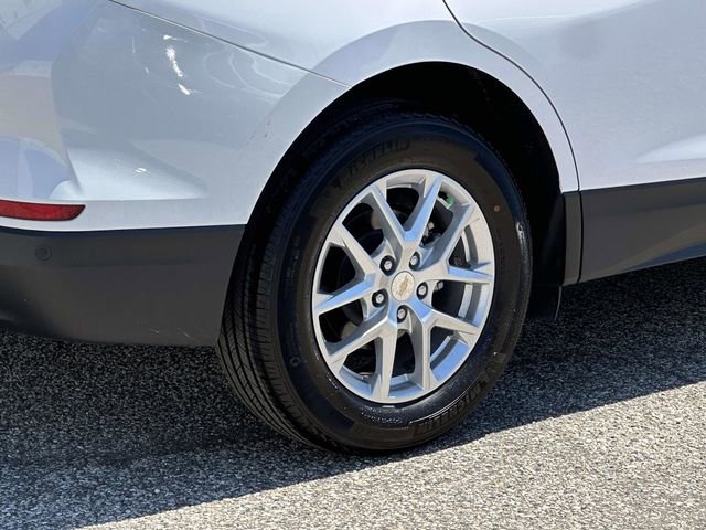Used 2024 Chevrolet Equinox LS w/ Driver Confidence II Package FWD image 30