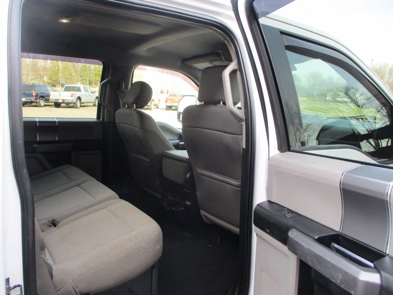 Used 2019 Ford F250 XLT w/ XLT Premium Package image 23