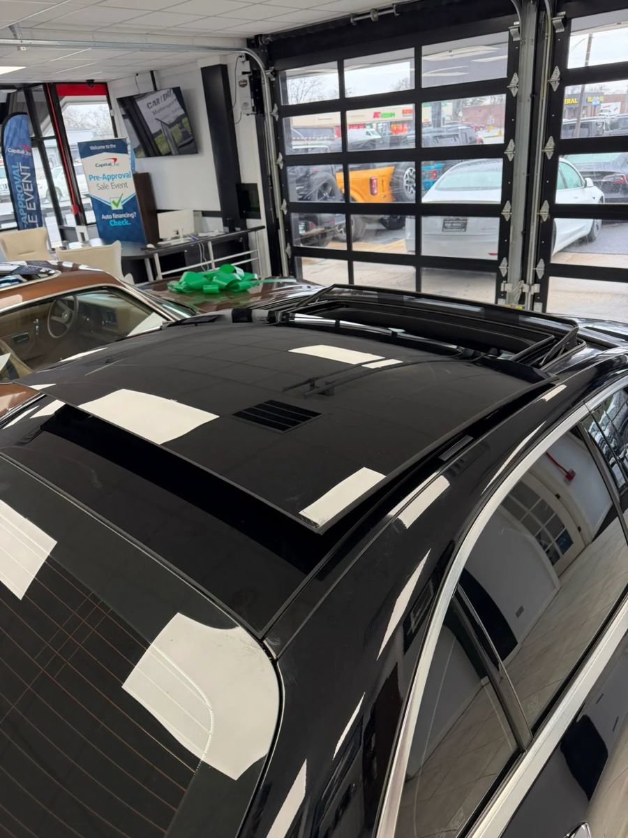Used 2018 Mercedes-Benz C 300 Sedan w/ Multimedia Package image 7