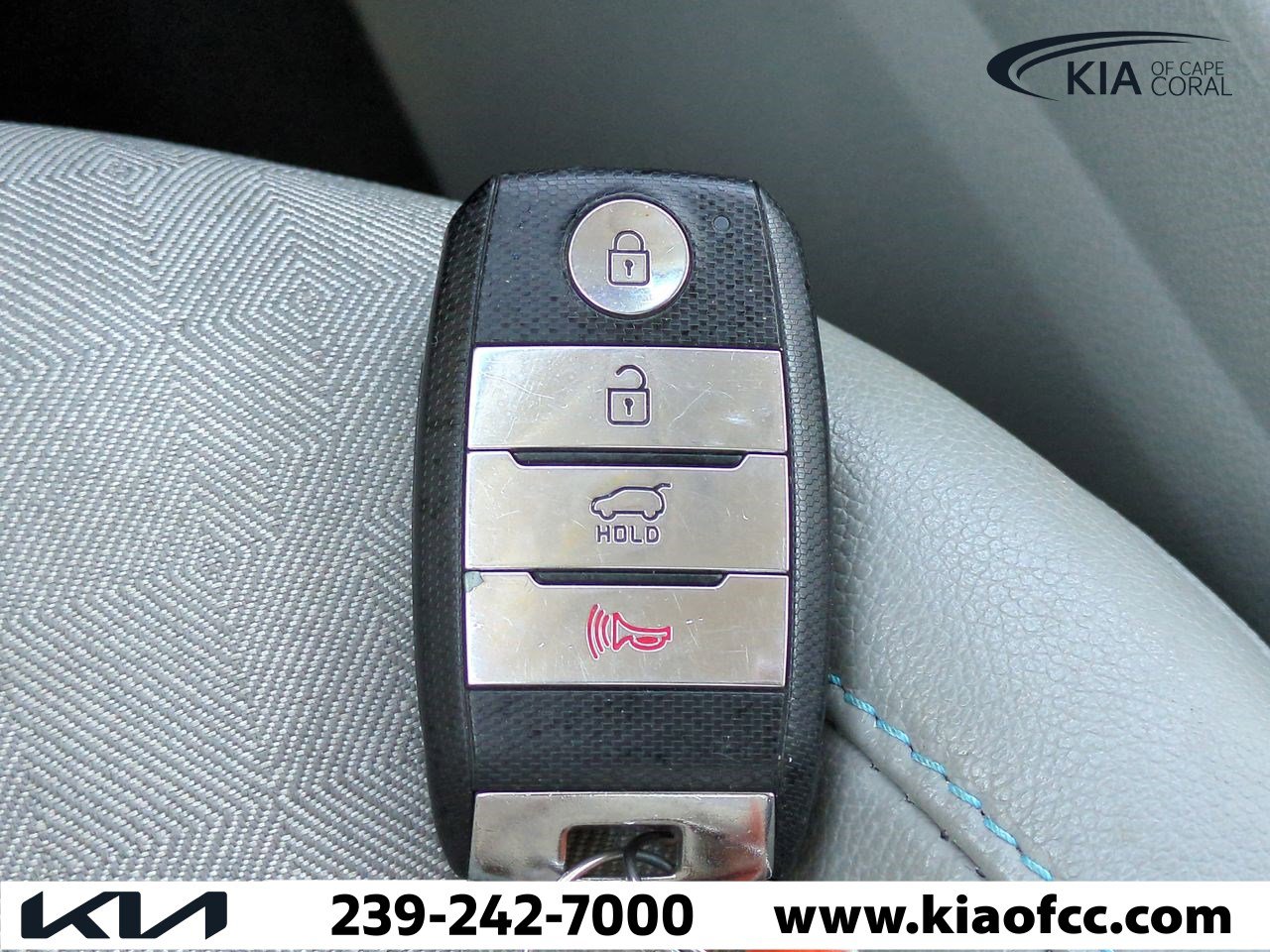 Used 2019 Kia Niro EX image 30