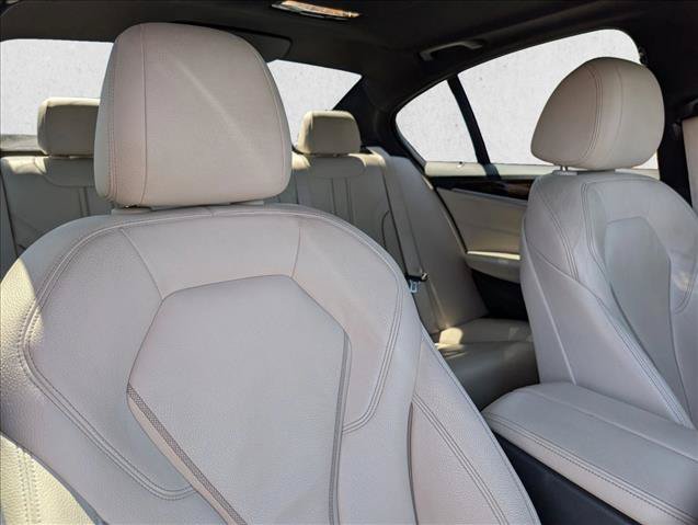 Used 2020 BMW 530i w/ Convenience Package RWD image 20