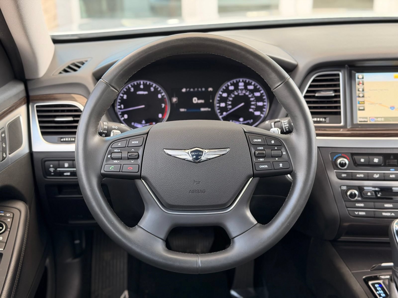 Used 2017 Genesis G80 3.8 AWD/4WD image 31