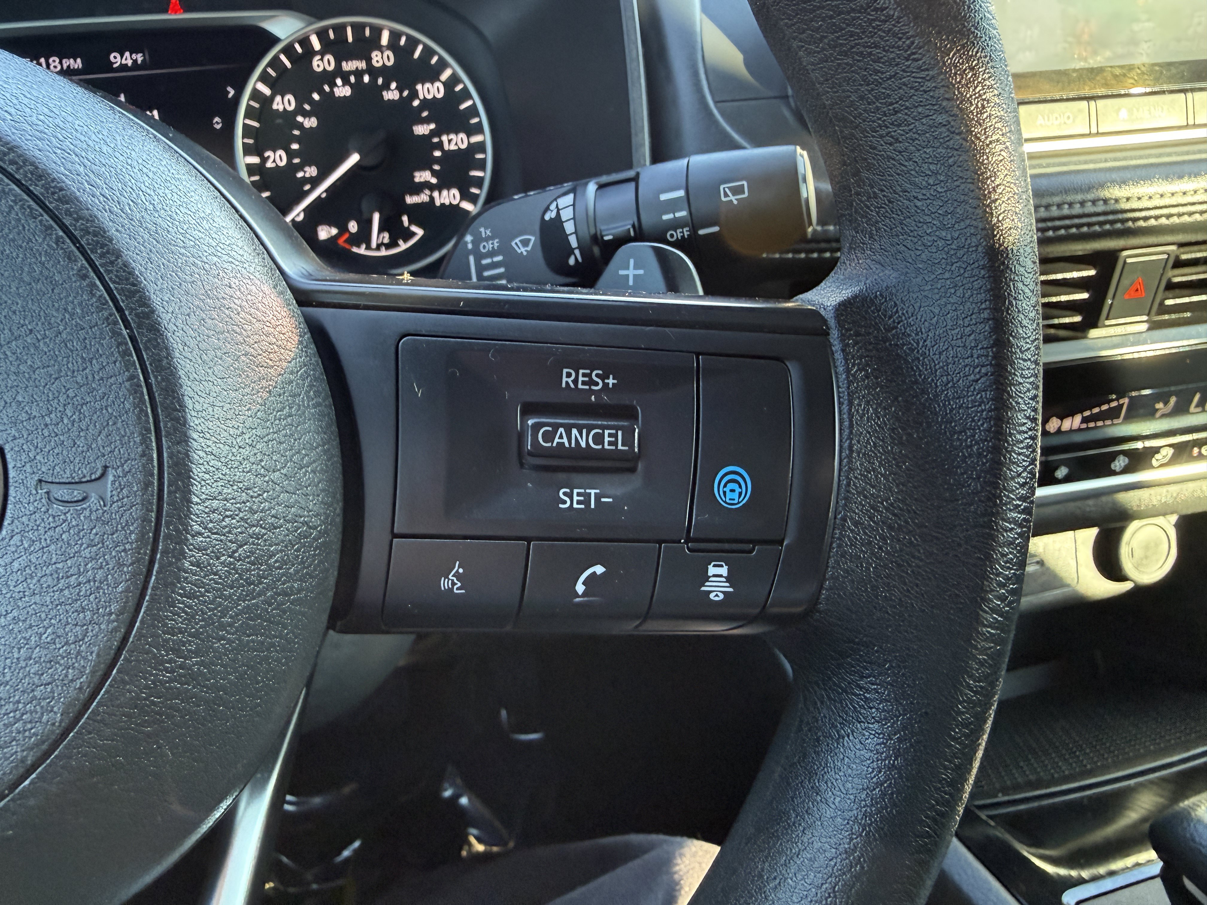 Used 2024 Nissan Rogue SV FWD image 20
