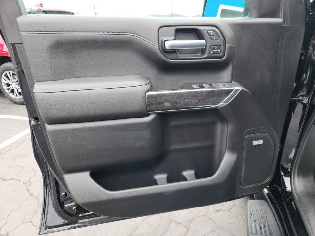 Used 2019 Chevrolet Silverado 1500 LTZ image 31