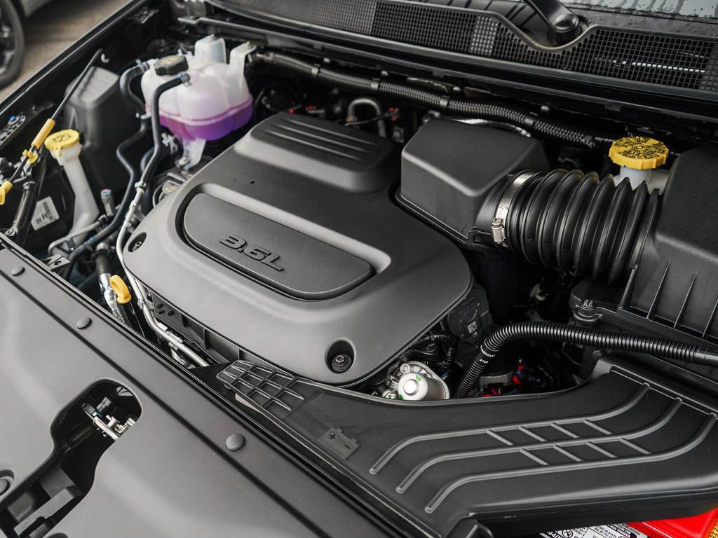 New 2026 Chrysler Pacifica Select image 7