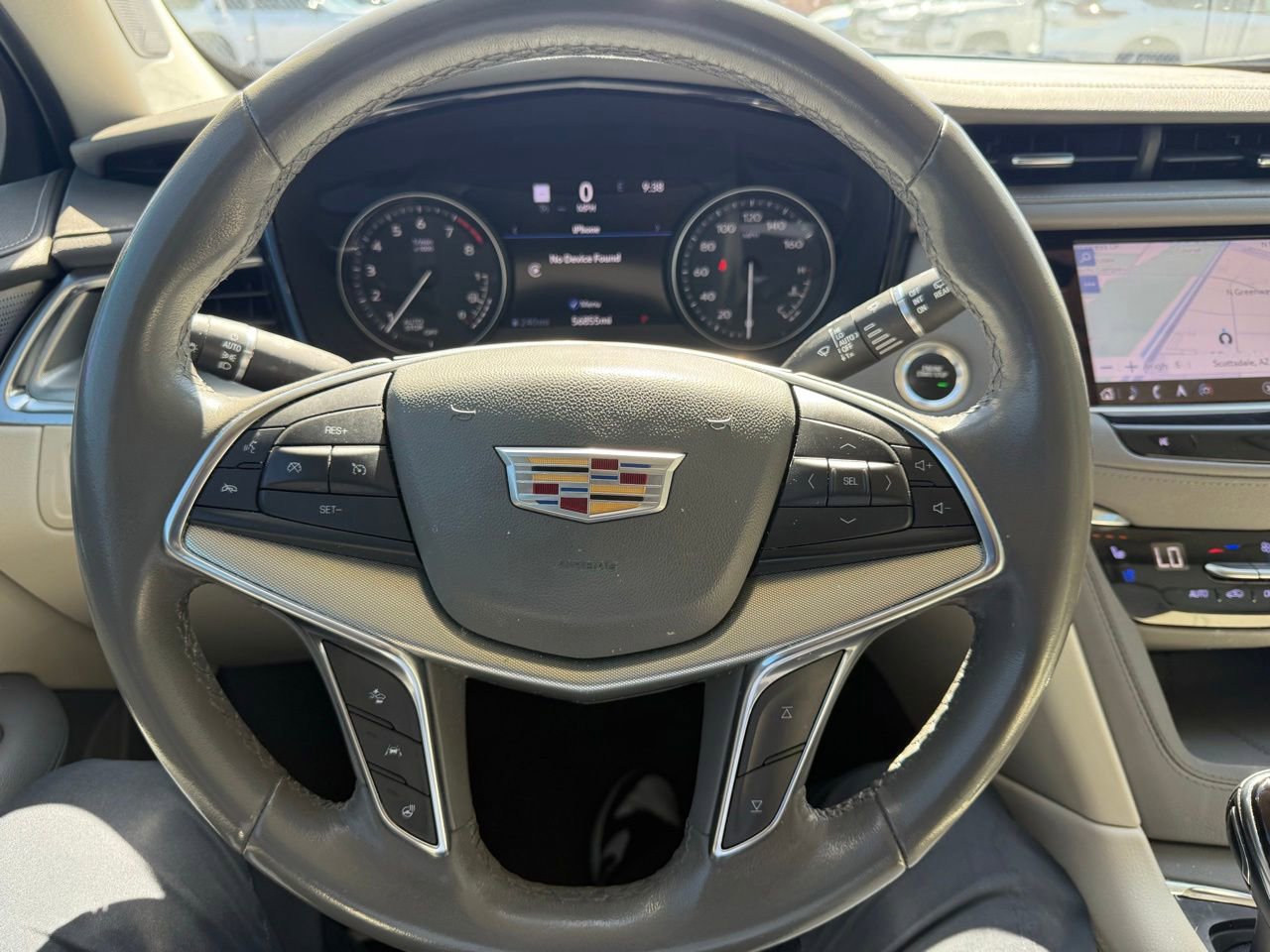 Used 2022 Cadillac XT5 Premium Luxury w/ Technology Package FWD image 17