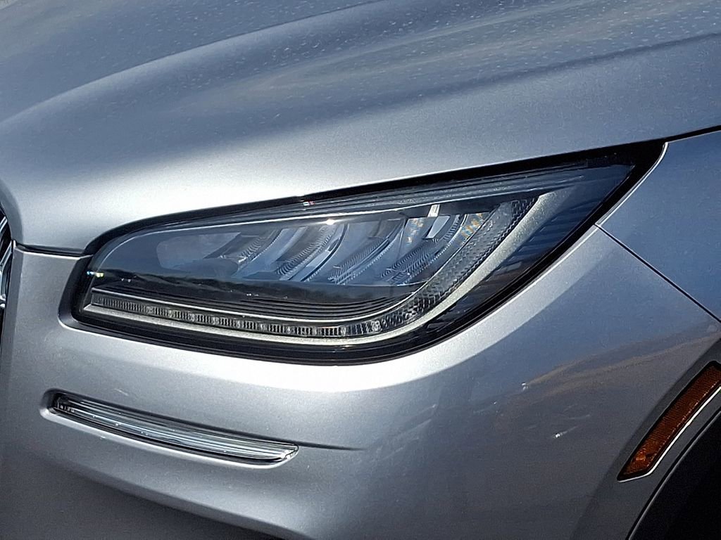 Certified 2024 Lincoln Corsair AWD image 9