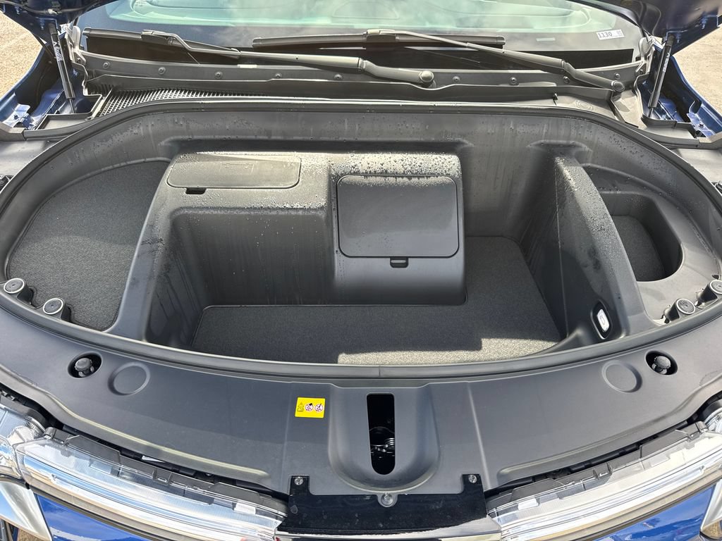 New 2025 VinFast VF 8 Plus AWD/4WD image 8