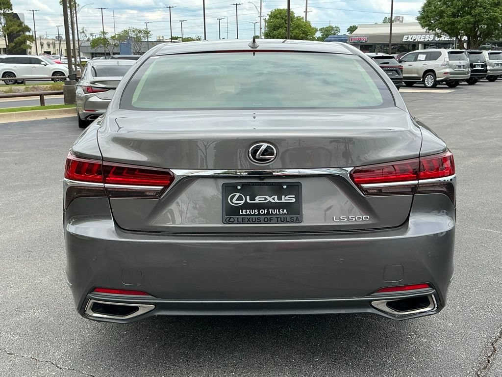 Used 2018 Lexus LS 500 w/ Interior Upgrade Package RWD image 4