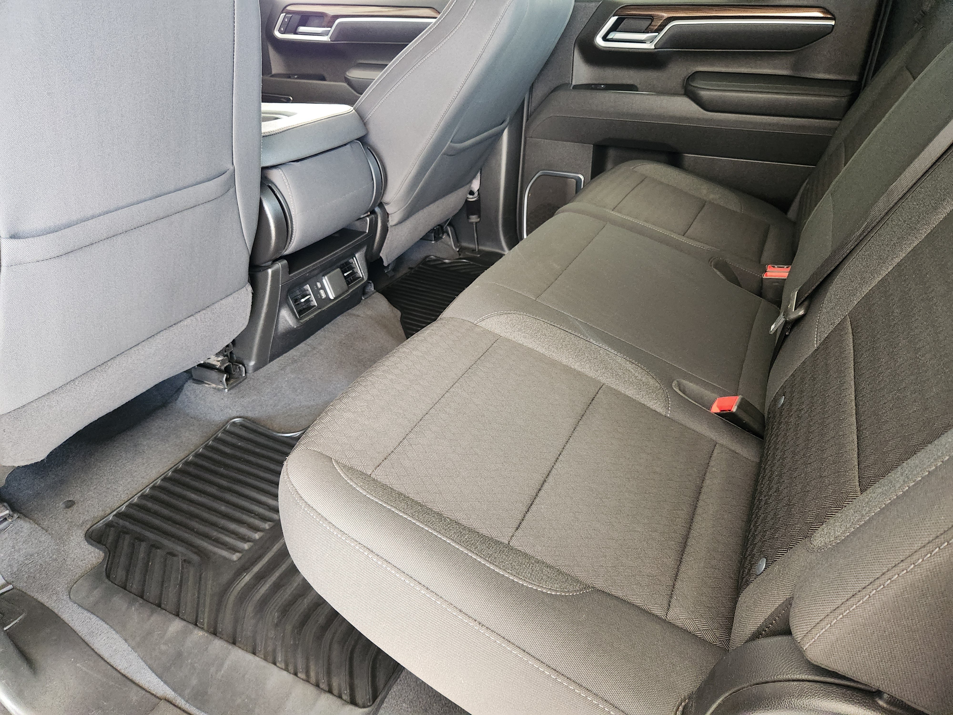 Certified 2025 Chevrolet Silverado 1500 LT AWD/4WD image 31