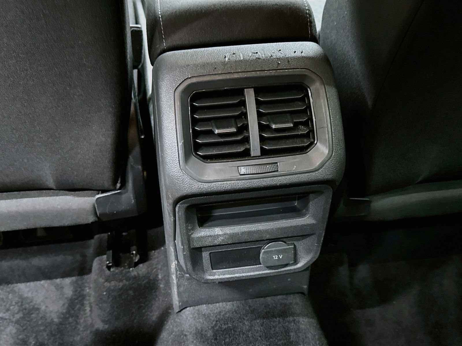 Used 2019 Volkswagen Tiguan S w/ 3rd Row Seat Package AWD/4WD image 26