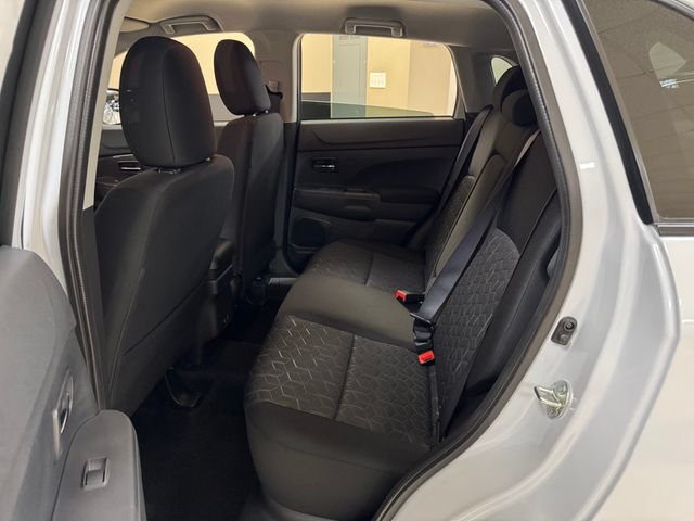 New 2026 Mitsubishi Outlander Sport LE AWD/4WD image 17
