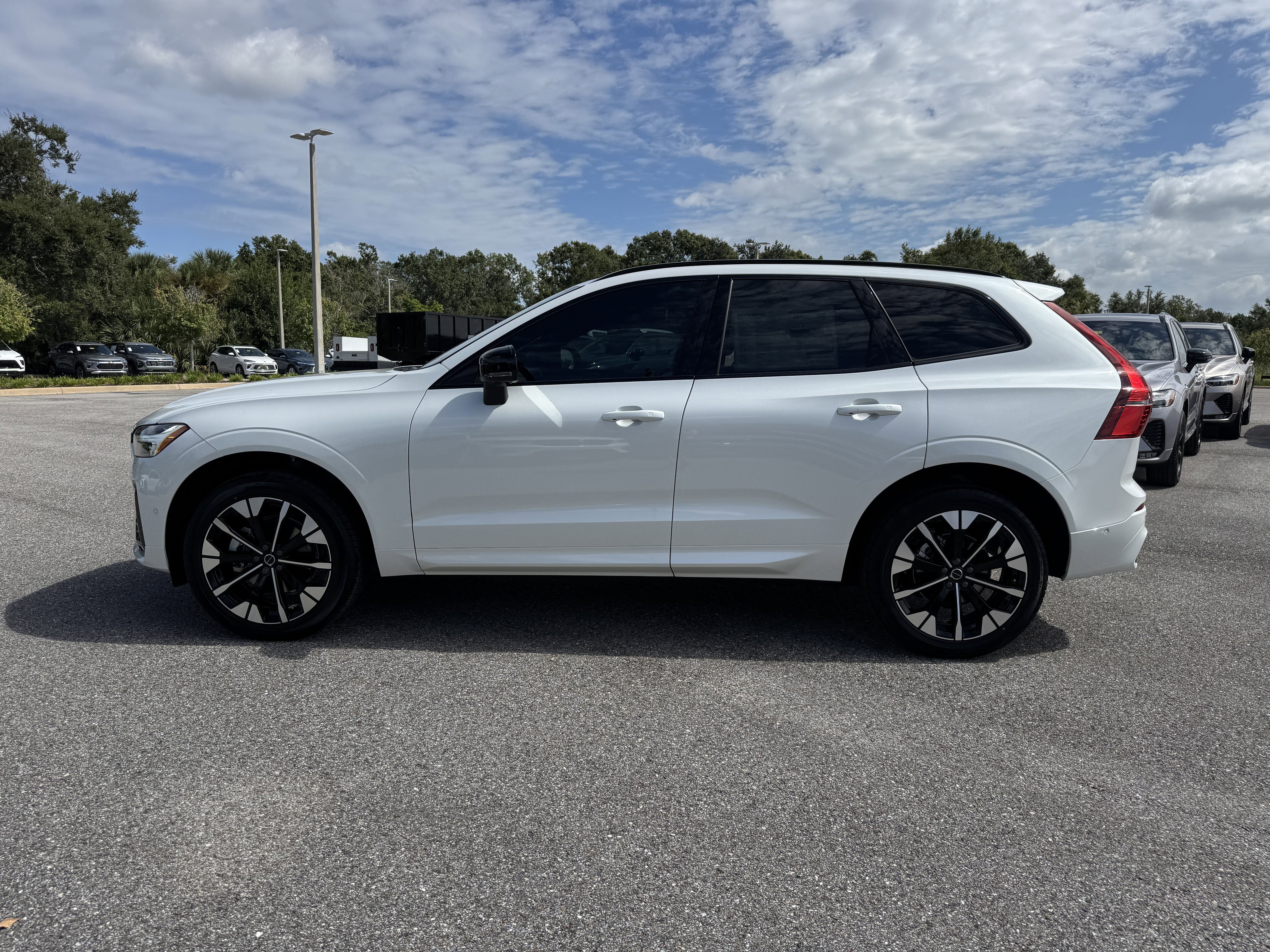 New 2026 Volvo XC60 B5 Plus w/ Protection Package Premier image 6