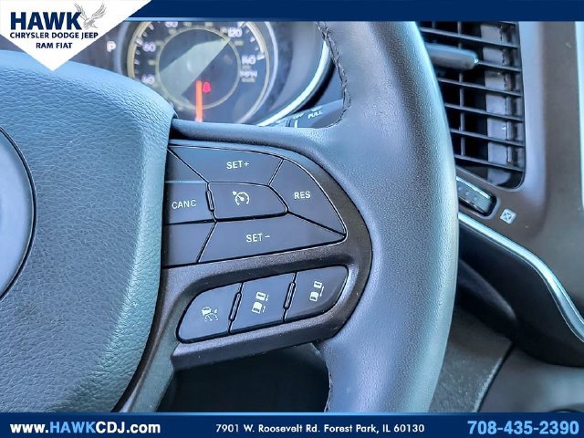 Used 2022 Jeep Cherokee Trailhawk w/ Technology Group B AWD/4WD image 16