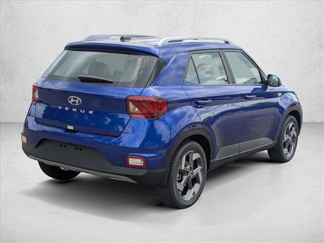 Used 2025 Hyundai Venue Limited image 2