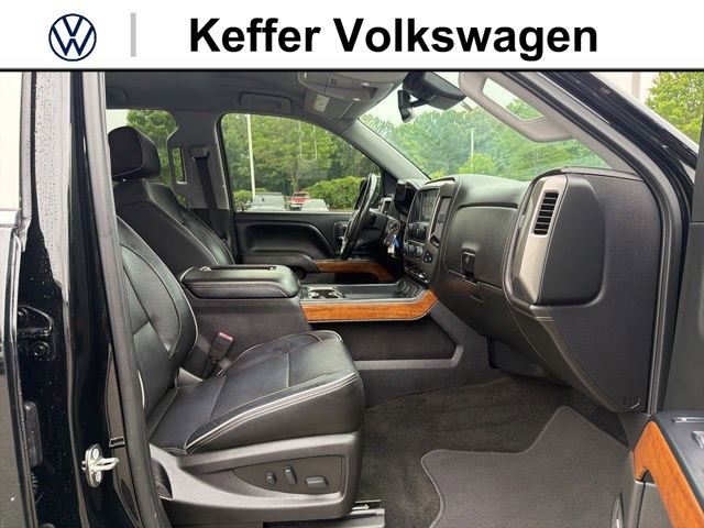 Used 2018 Chevrolet Silverado 1500 High Country AWD/4WD image 29