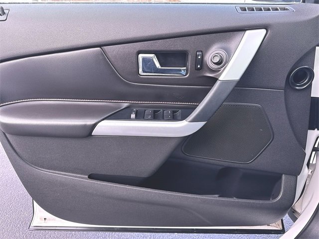 Used 2013 Ford Edge Limited image 22