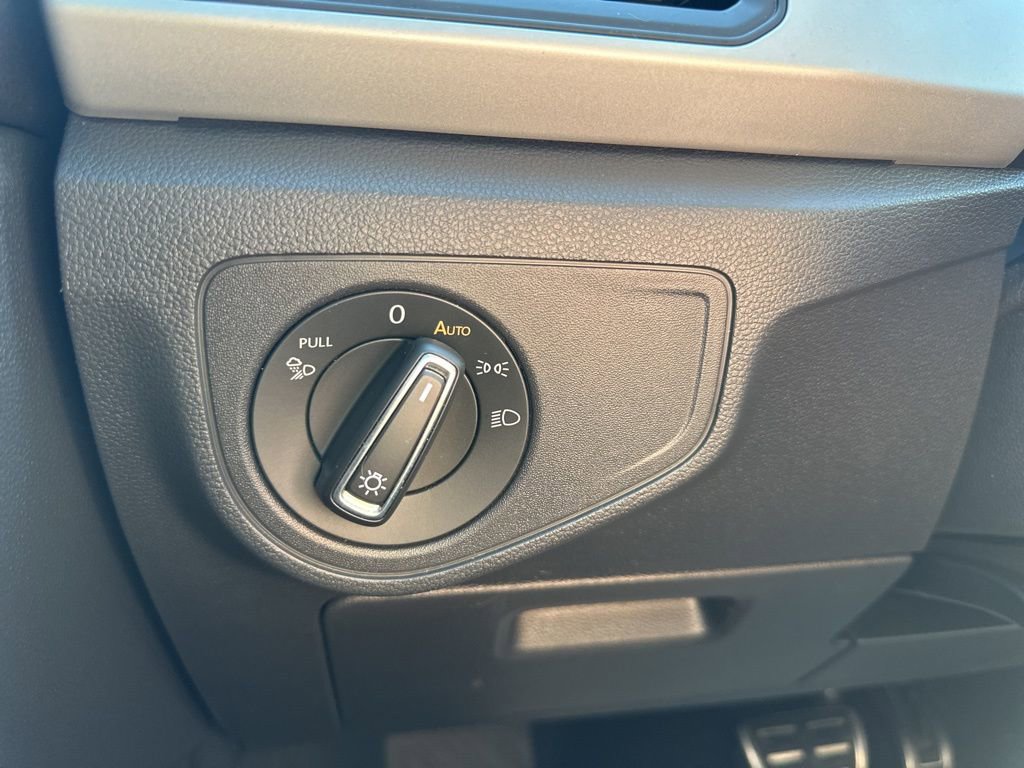 Used 2021 Volkswagen Atlas SE w/ Panoramic Sunroof Package image 20