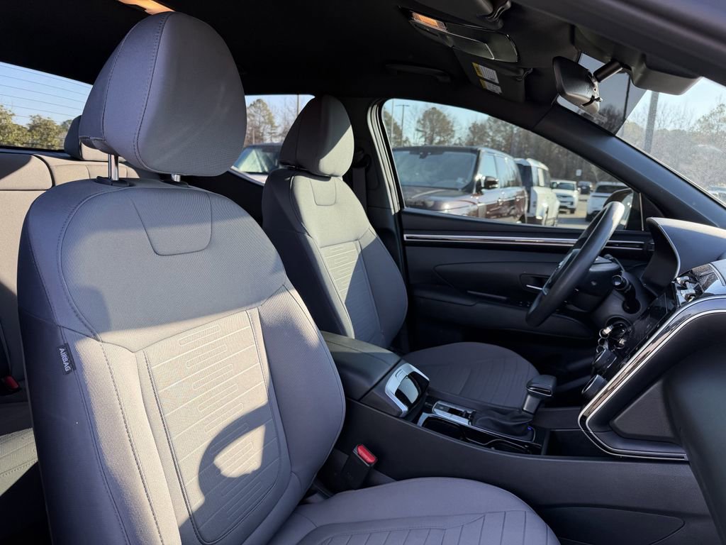 Used 2023 Hyundai Santa Cruz SE image 18