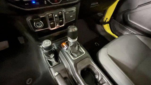 Used 2023 Jeep Wrangler Unlimited AWD/4WD image 24