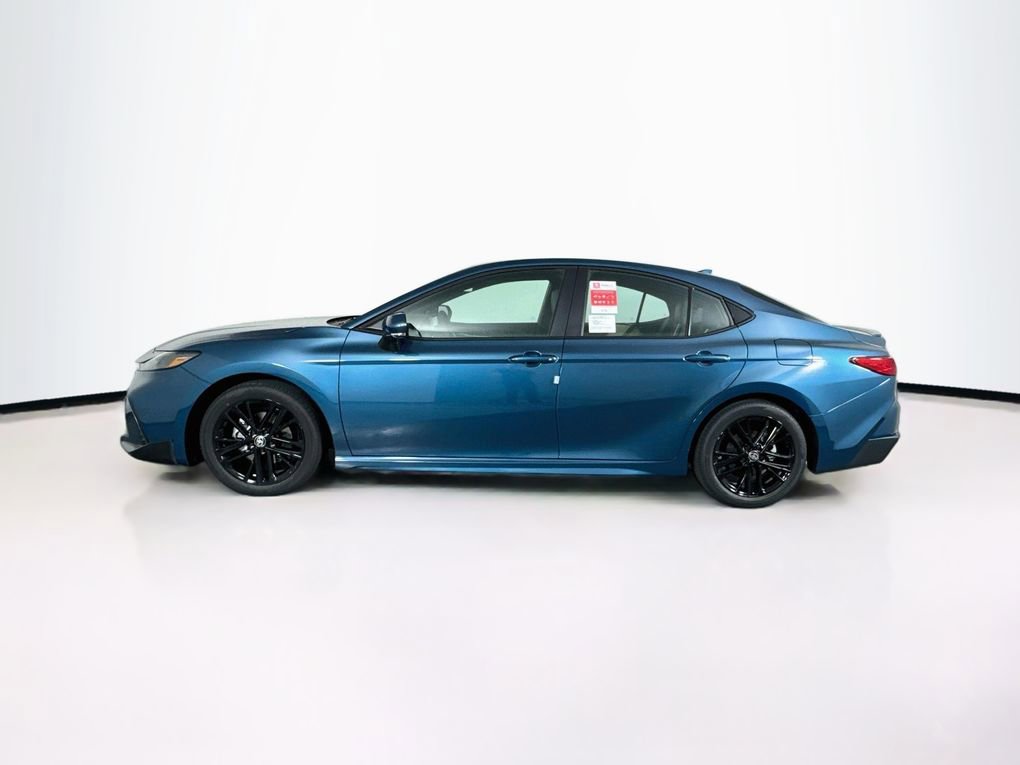 Used 2026 Toyota Camry SE FWD image 6