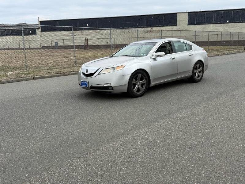 Used 2011 Acura TL w/ Technology Package image 2