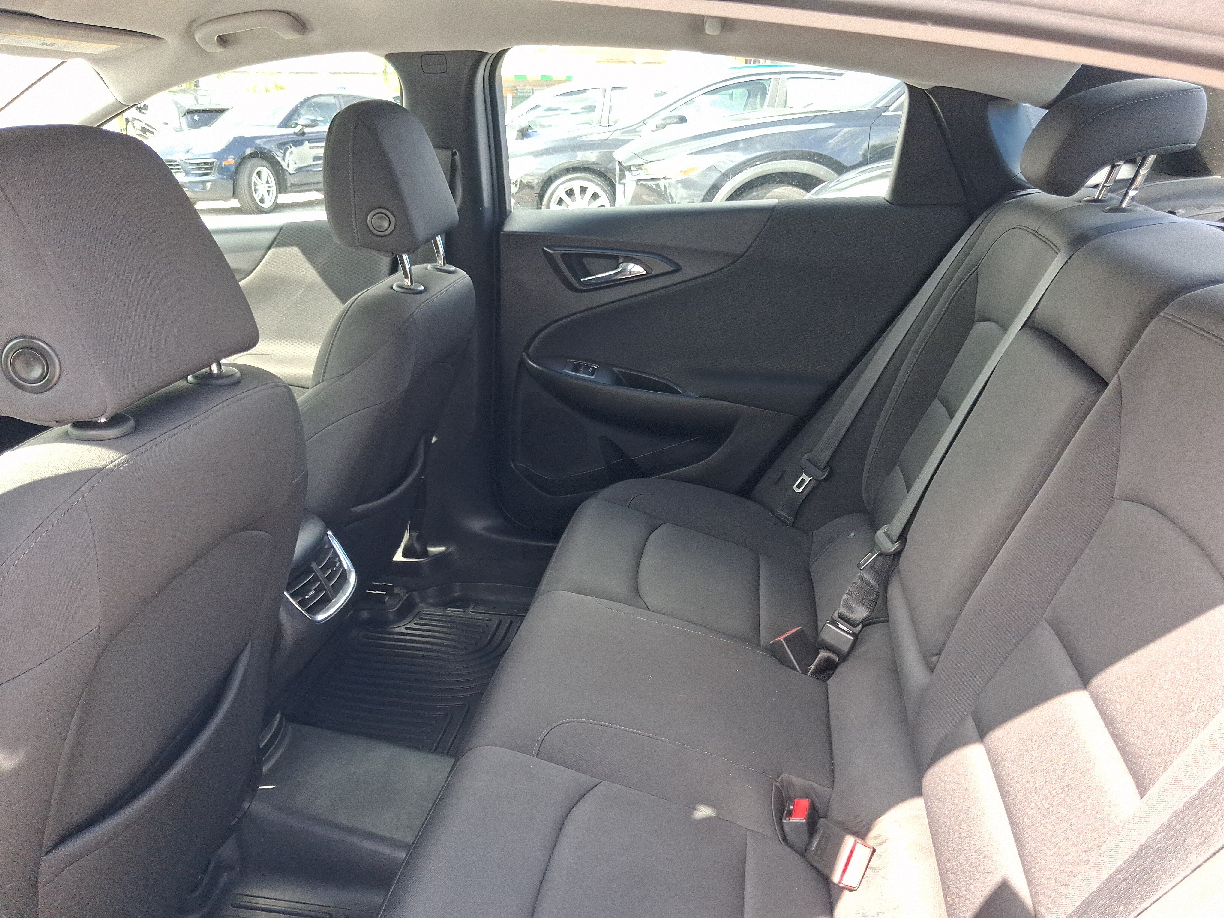Used 2019 Chevrolet Malibu LT FWD image 21