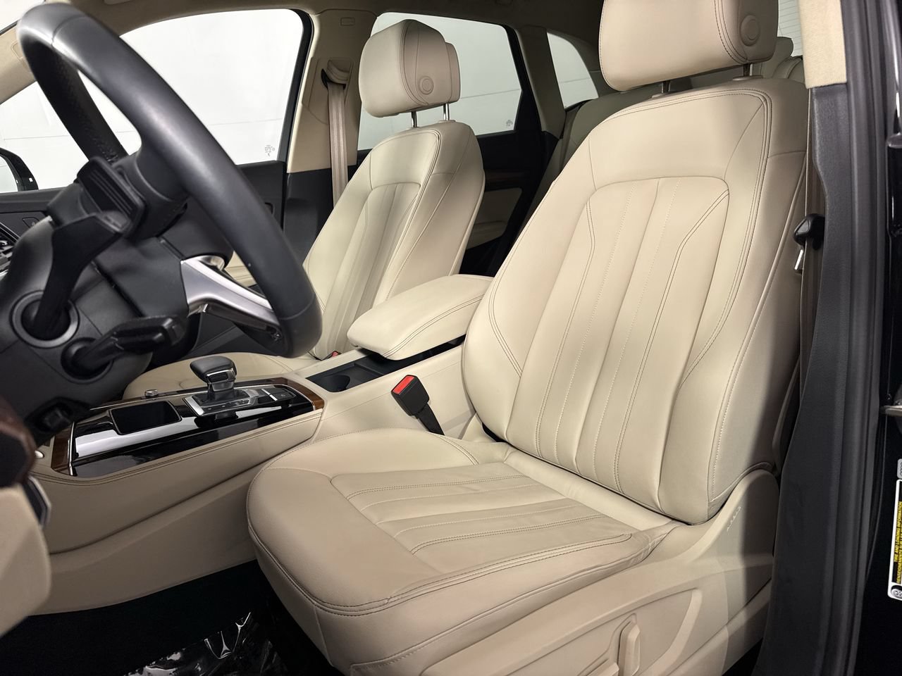 Used 2023 Audi Q5 2.0T Premium Plus w/ Premium Plus Package AWD/4WD image 27