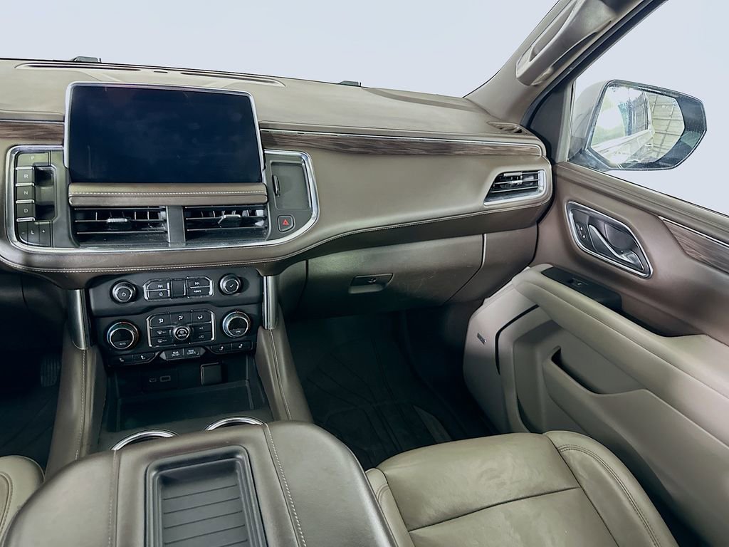 Used 2021 Chevrolet Suburban Z71 w/ Z71 Off-Road Package image 20