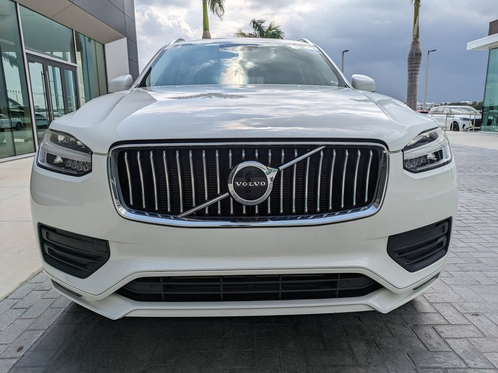 Used 2020 Volvo XC90 T5 Momentum w/ Protection Package Premier AWD/4WD image 3
