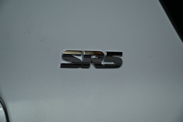 Used 2018 Toyota 4Runner SR5 image 11