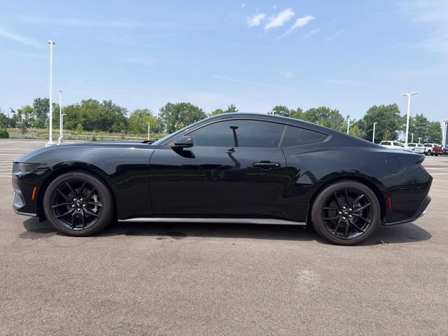 Certified 2024 Ford Mustang Coupe RWD image 11
