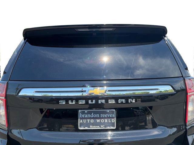 Used 2021 Chevrolet Suburban Premier w/ Premium Package RWD image 28