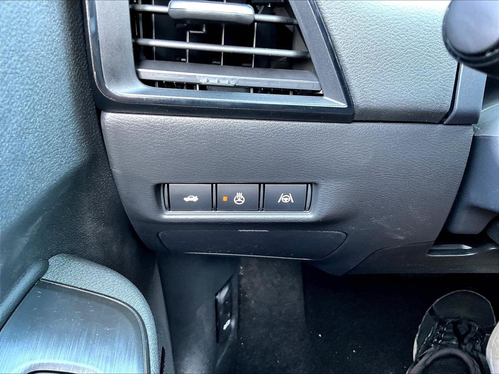 New 2027 Nissan Sentra SR w/ SR Premium Package FWD image 25
