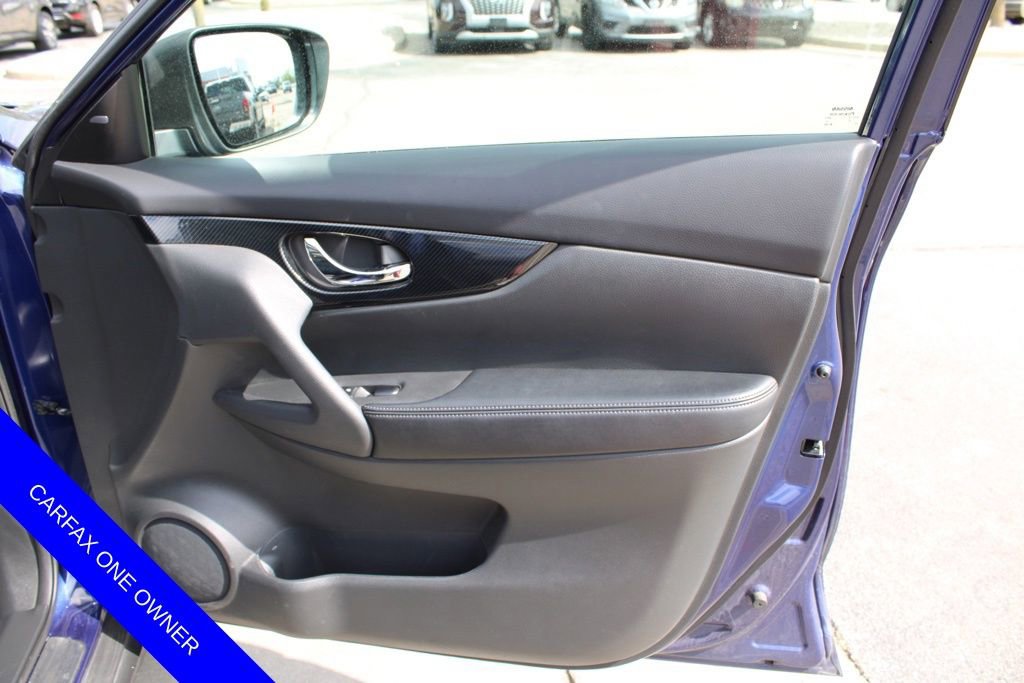 Used 2017 Nissan Rogue SL w/ SL Premium Package AWD/4WD image 22