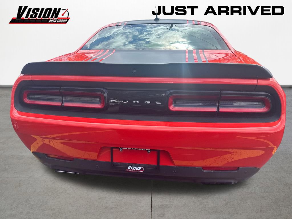 Used 2016 Dodge Challenger R/T Plus RWD image 5