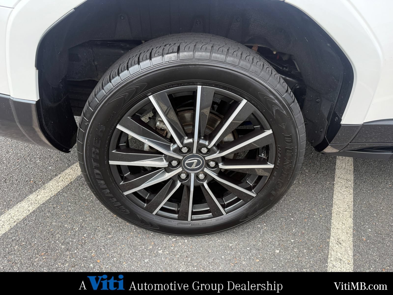 Used 2024 Lexus GX 550 w/ Accessory Package (2T) AWD/4WD image 14