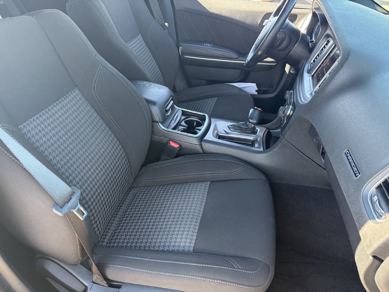 Used 2023 Dodge Charger SXT RWD image 12