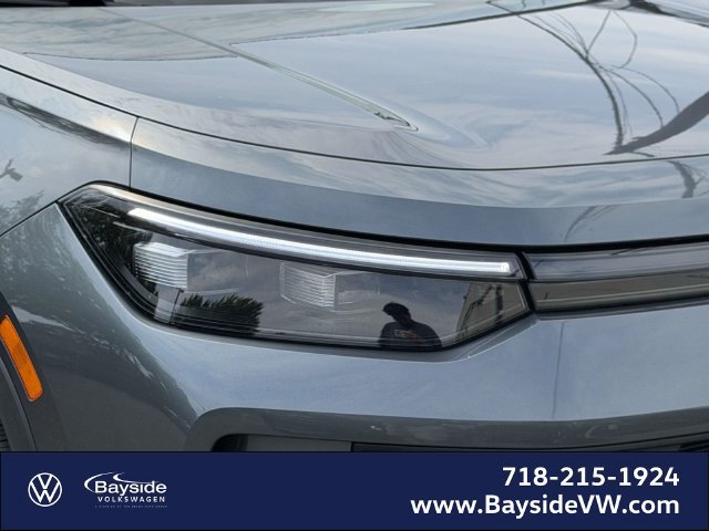 New 2026 Volkswagen Tiguan S AWD/4WD image 10