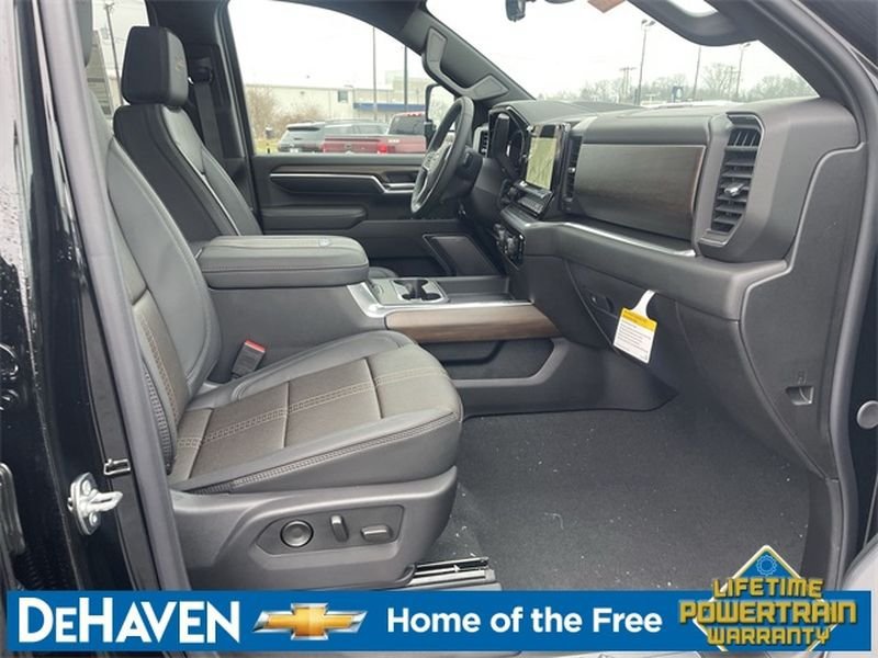 New 2026 Chevrolet Silverado 2500 High Country w/ High Country Premium Package AWD/4WD image 29