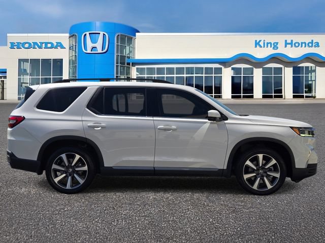Used 2024 Honda Pilot Elite image 6
