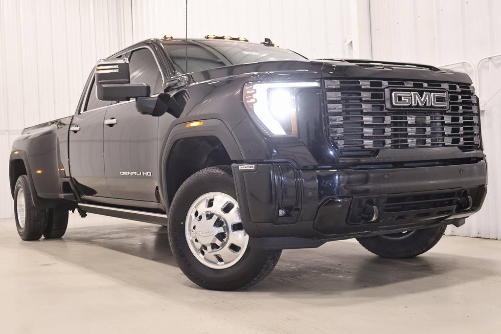 Used 2026 GMC Sierra 3500 Denali Ultimate image 49