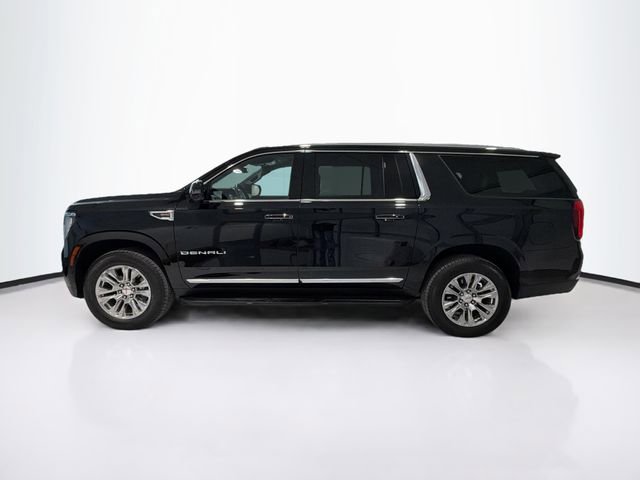 Used 2025 GMC Yukon XL Denali image 4