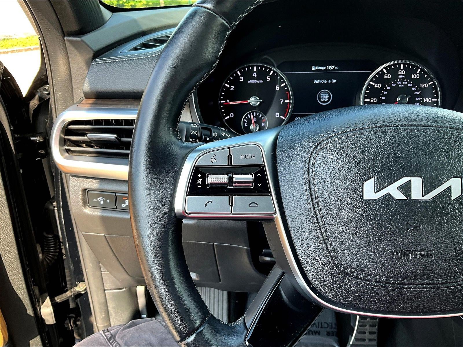 Used 2022 Kia Telluride SX AWD/4WD image 11