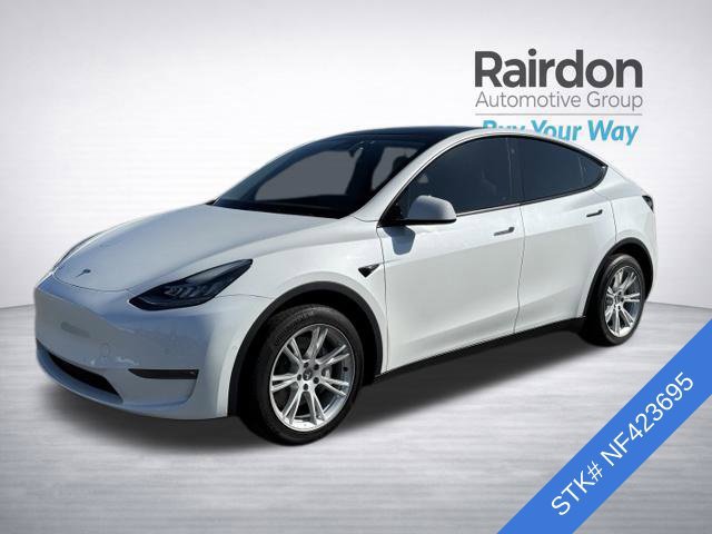 Used 2022 Tesla Model Y Long Range AWD/4WD image 3
