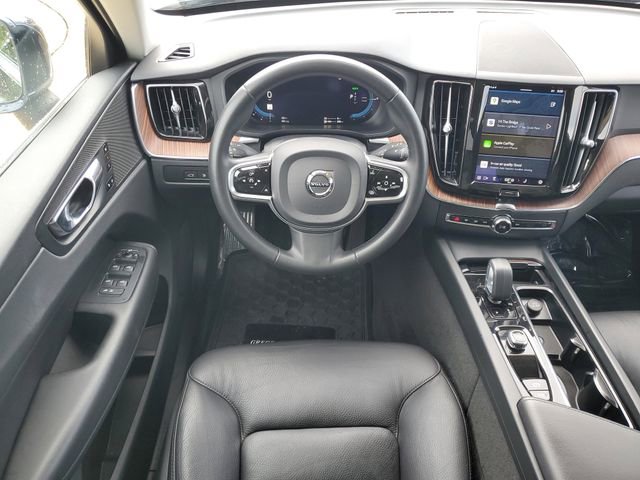 Used 2023 Volvo XC60 T8 Plus AWD/4WD image 32