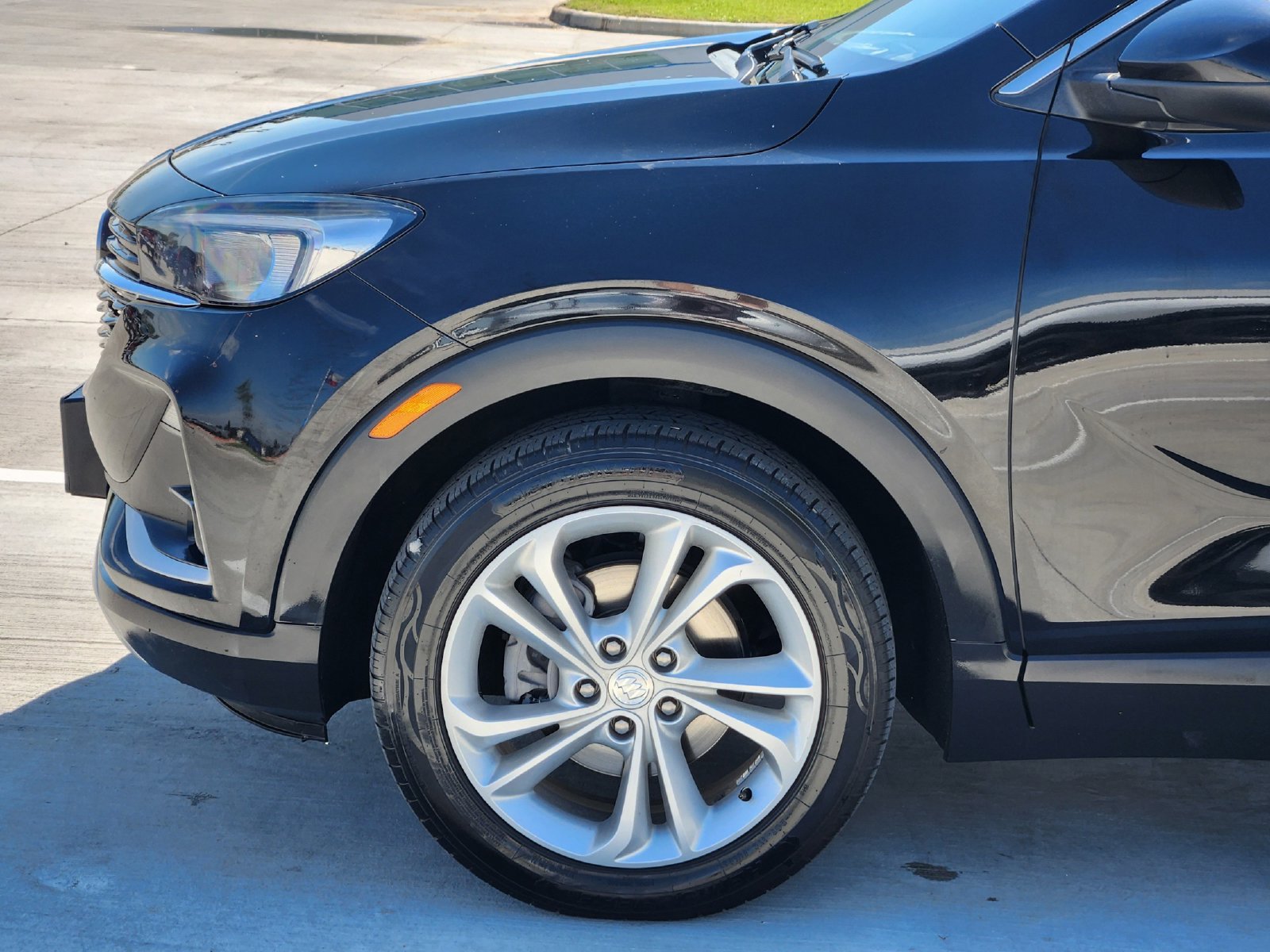 Used 2021 Buick Encore GX Preferred w/ Cold Weather Comfort Package FWD image 11