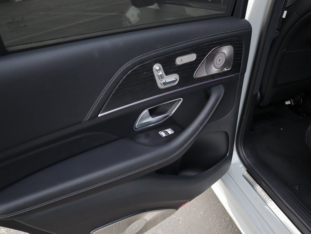 New 2026 Mercedes-Benz GLS 450 4MATIC image 23