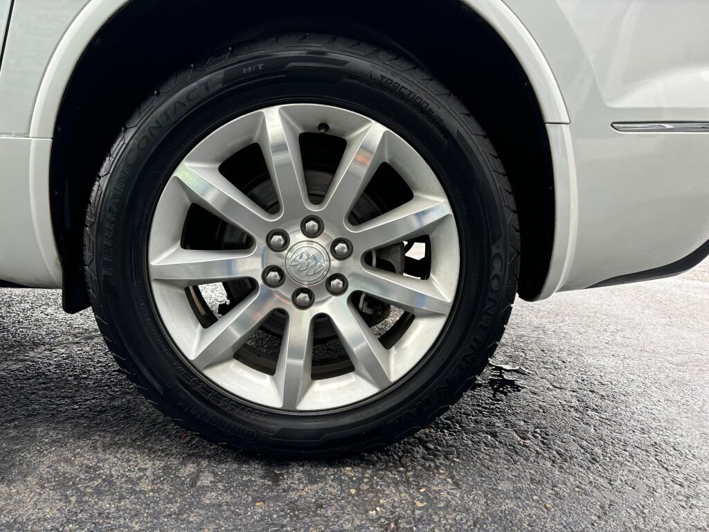 Used 2017 Buick Enclave Premium w/ Experience Buick Package image 10