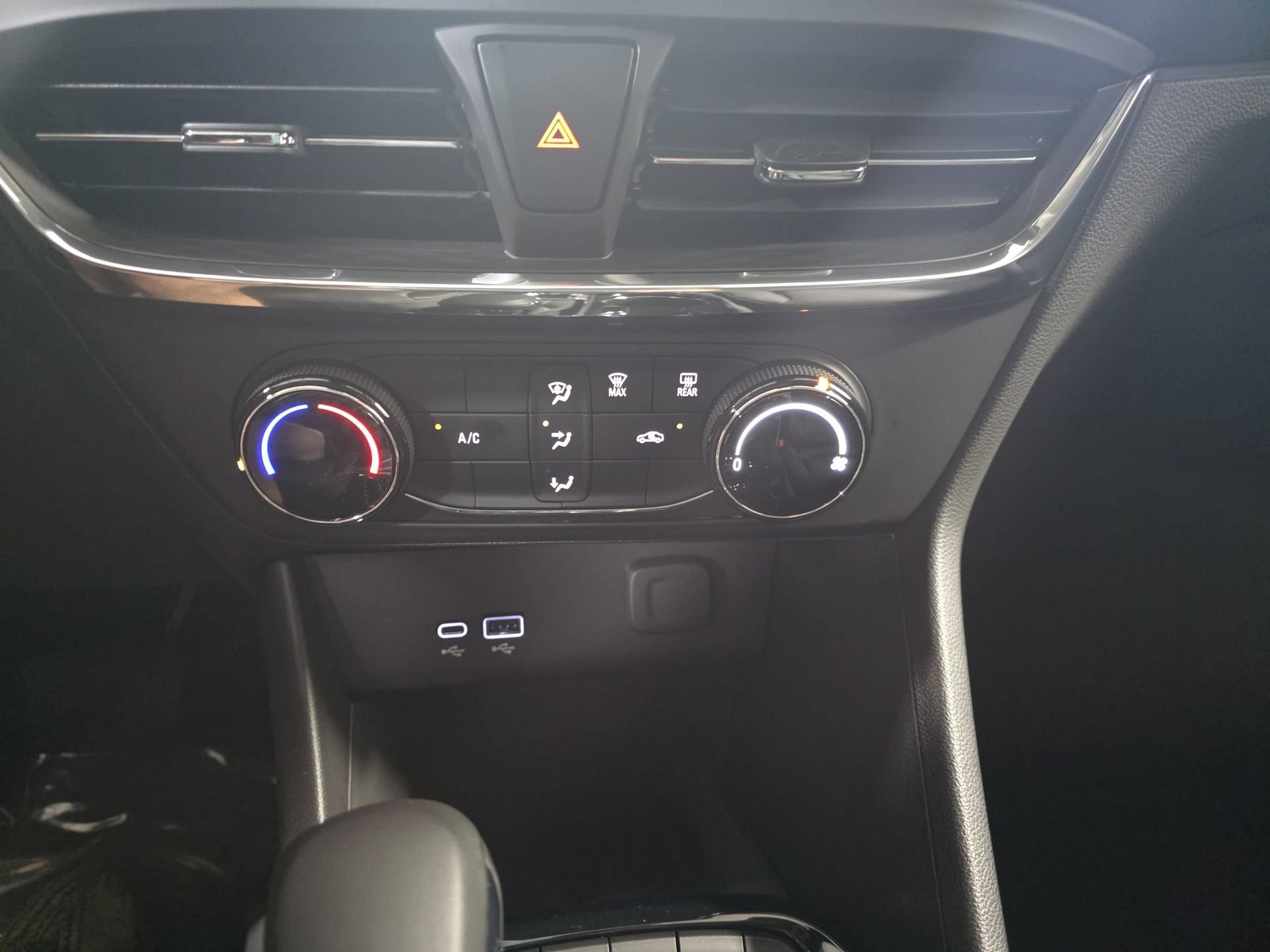 Used 2026 Buick Encore GX Preferred FWD image 21